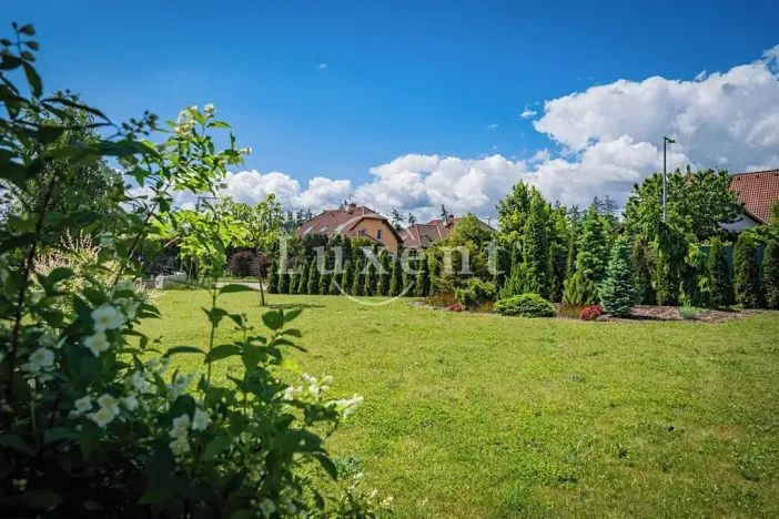 Prodej rodinného domu, Trnová, 229 m2