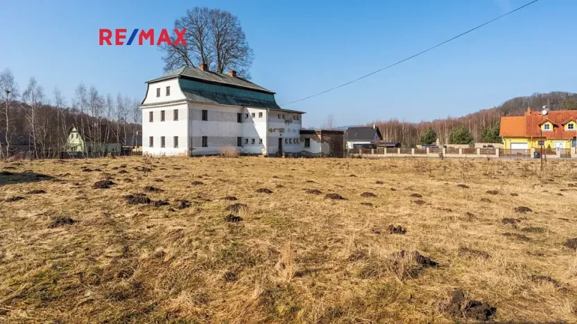 Prodej vily, Radvanec, 420 m2