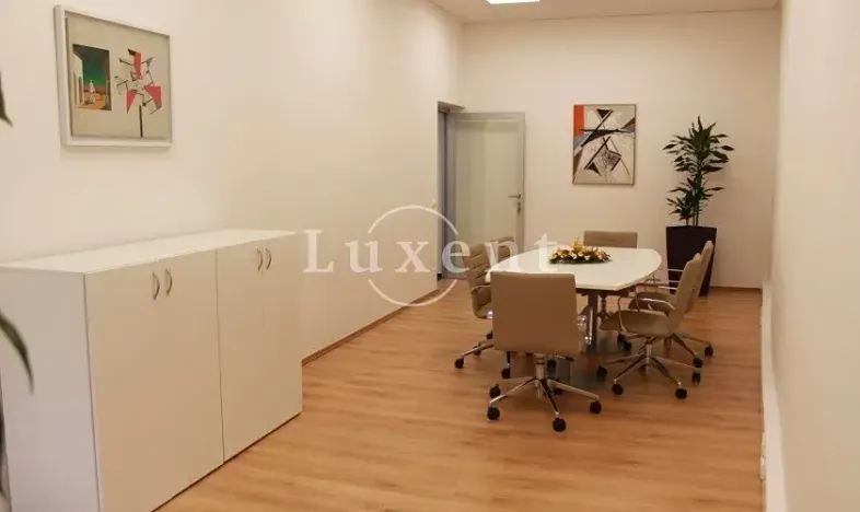 Pronájem kanceláře, Praha - Nové Město, Krakovská, 120 m2