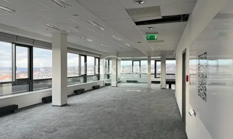 Pronájem kanceláře, Praha, Českomoravská, 300 m2