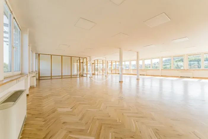 Pronájem kanceláře, Praha - Košíře, Jinonická, 257 m2