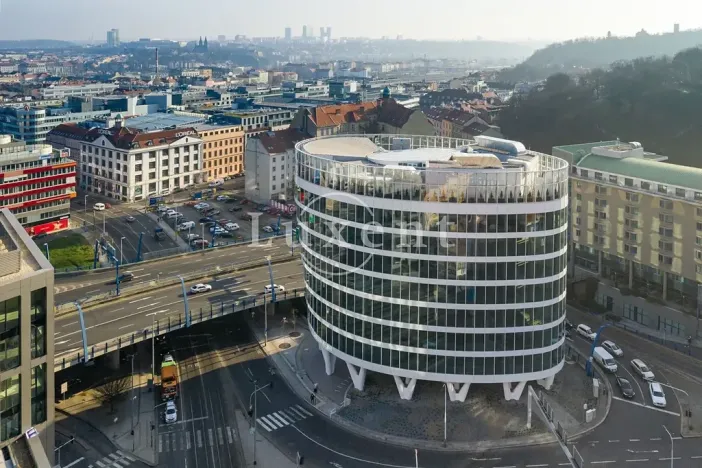 Pronájem kanceláře, Praha - Smíchov, Plzeňská, 250 m2