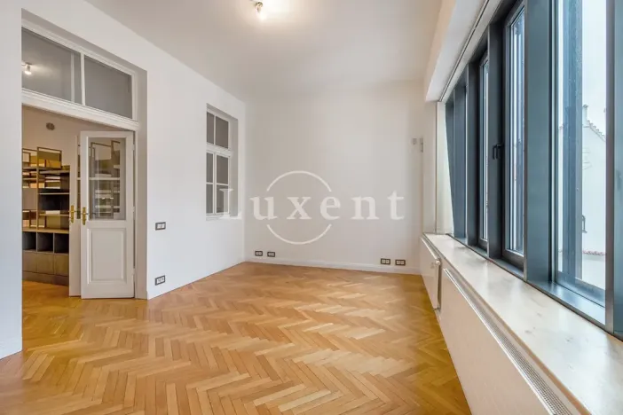 Pronájem kanceláře, Praha - Josefov, Pařížská, 138 m2