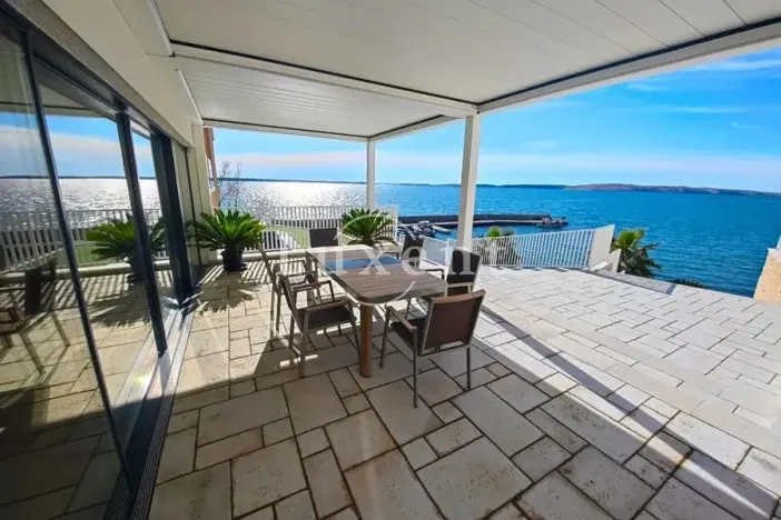 Prodej vily, Zadar, Chorvatsko, 357 m2