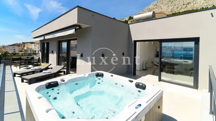 Prodej vily, Omiš, Chorvatsko, 460 m2