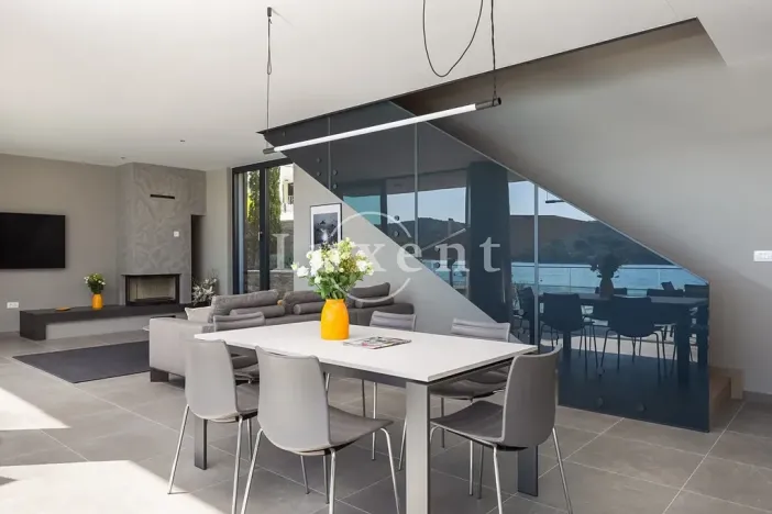 Prodej vily, Šibenik, Chorvatsko, 200 m2