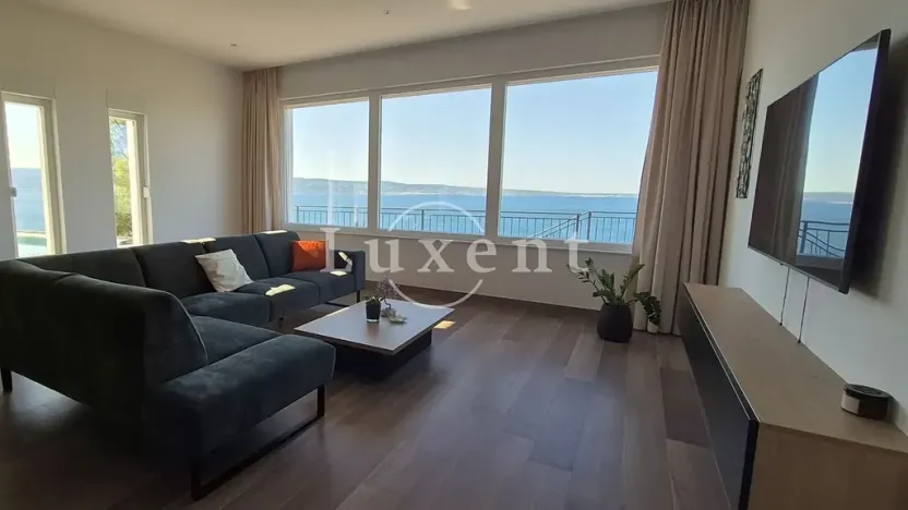 Prodej vily, Omiš, Chorvatsko, 240 m2