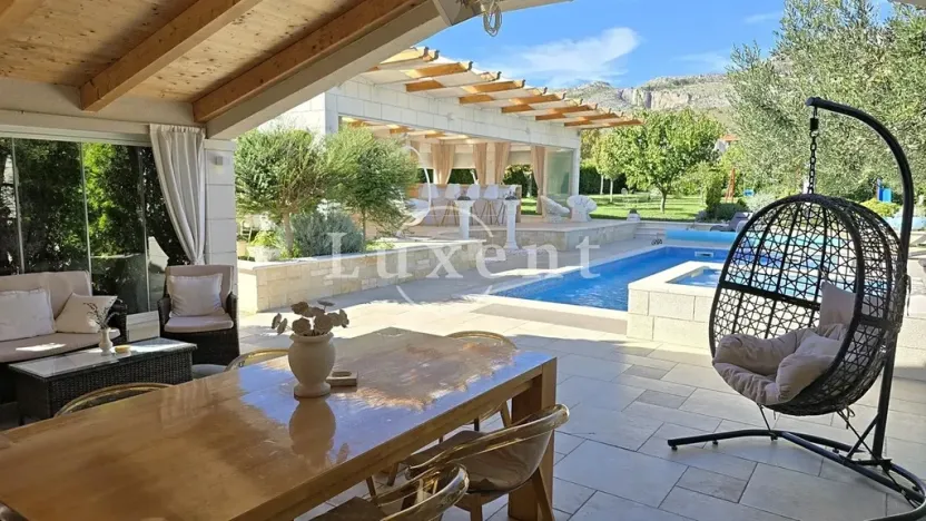 Prodej vily, Trogir, Chorvatsko, 135 m2