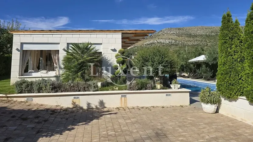 Prodej vily, Trogir, Chorvatsko, 135 m2