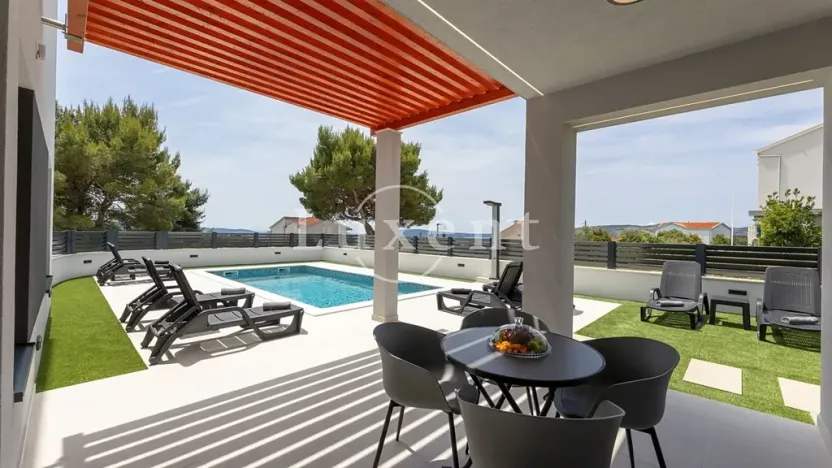 Prodej rodinného domu, Trogir, Chorvatsko, 200 m2