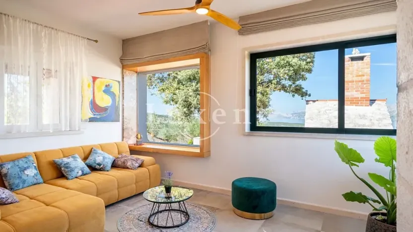 Prodej vily, Bol, Chorvatsko, 83 m2