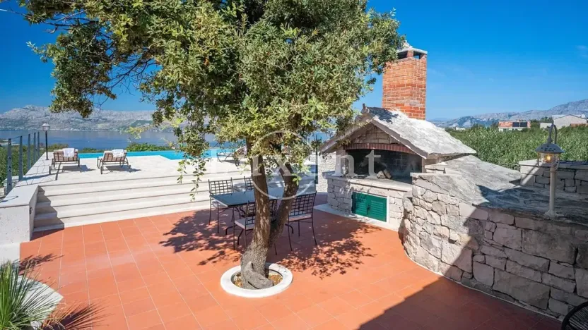 Prodej vily, Bol, Chorvatsko, 83 m2