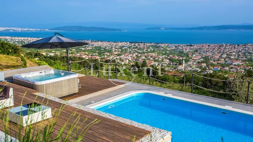 Prodej vily, Kaštela, Chorvatsko, 320 m2