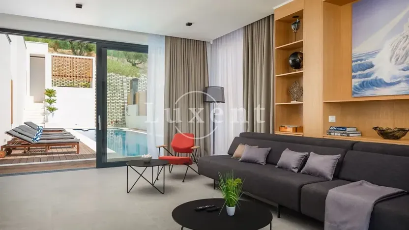 Prodej vily, Omiš, Chorvatsko, 298 m2