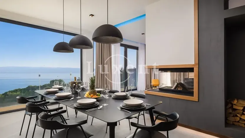 Prodej vily, Omiš, Chorvatsko, 298 m2