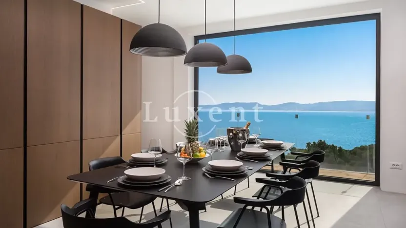 Prodej vily, Omiš, Chorvatsko, 298 m2