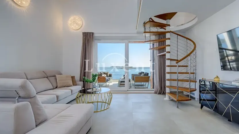 Prodej vily, Rogoznica, Chorvatsko, 420 m2