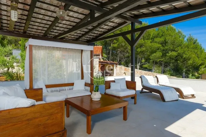 Prodej vily, Bol, Chorvatsko, 300 m2