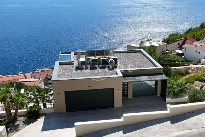 Prodej vily, Omiš, Chorvatsko, 450 m2