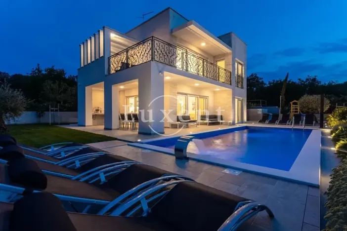 Prodej rodinného domu, Krk, Chorvatsko, 220 m2