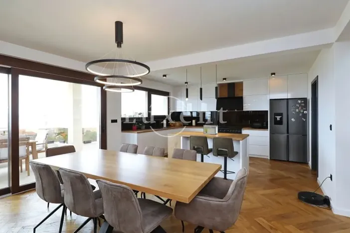 Prodej vily, Zadar, Chorvatsko, 380 m2