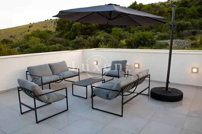 Prodej rodinného domu, Trogir, Chorvatsko, 320 m2