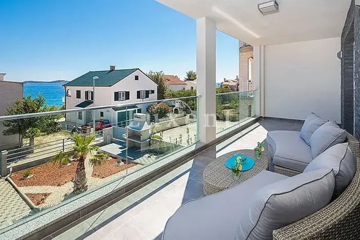 Prodej rodinného domu, Rogoznica, Chorvatsko, 400 m2