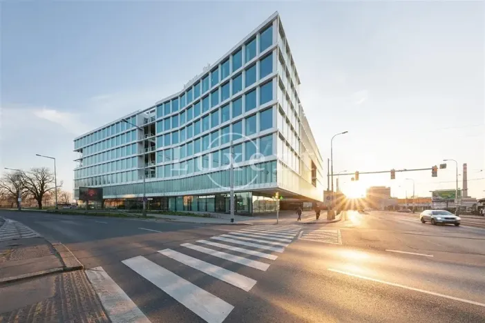 Pronájem kanceláře, Praha - Holešovice, Plynární, 171 m2