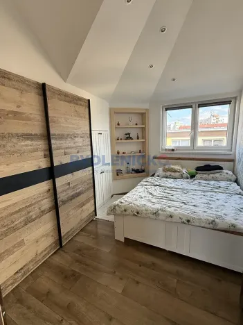 Pronájem bytu 2+kk, České Budějovice, Holečkova, 44 m2