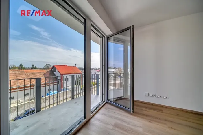 Pronájem bytu 2+kk, Nymburk, Bobnická, 52 m2