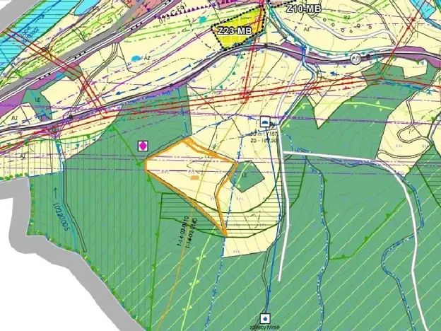 Dražba louky, Malé Březno, 14517 m2