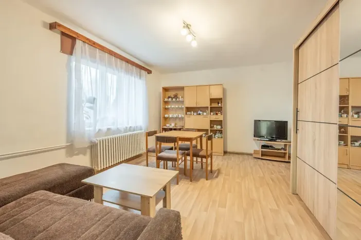 Prodej rodinného domu, Hředle, 245 m2