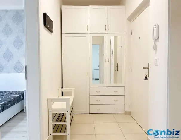 Pronájem bytu 2+kk, Praha - Modřany, K Vystrkovu, 54 m2