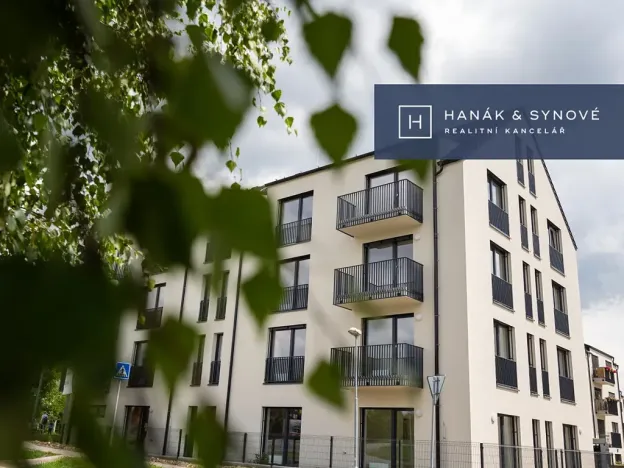 Prodej bytu 2+kk, Pohořelice, U Kasáren, 52 m2