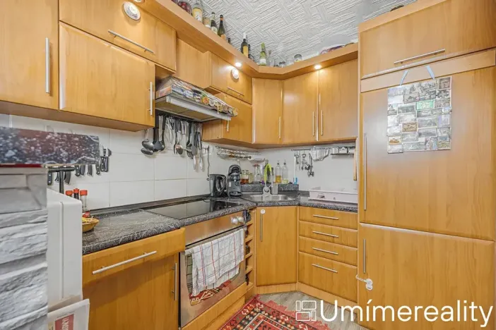 Prodej bytu 2+kk, Praha - Horní Měcholupy, Neapolská, 43 m2