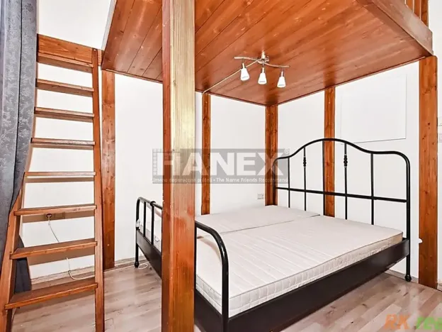 Prodej atypického bytu, Praha - Vršovice, Žitomírská, 47 m2