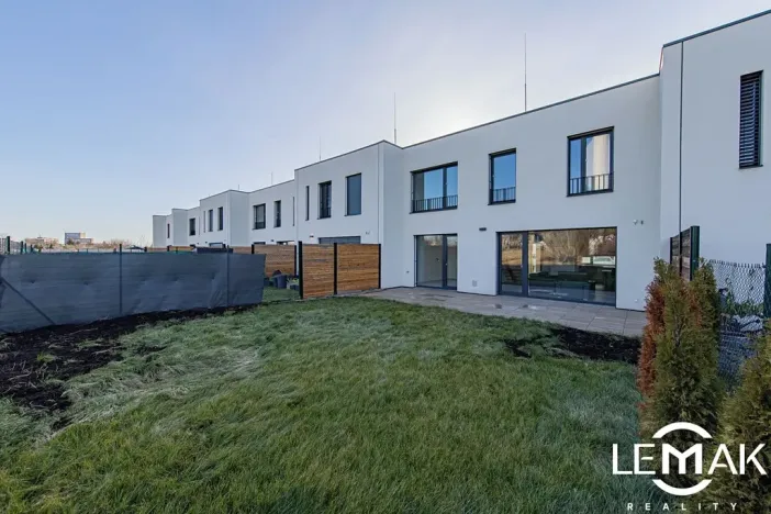 Pronájem rodinného domu, Olomouc, Mačákova, 173 m2