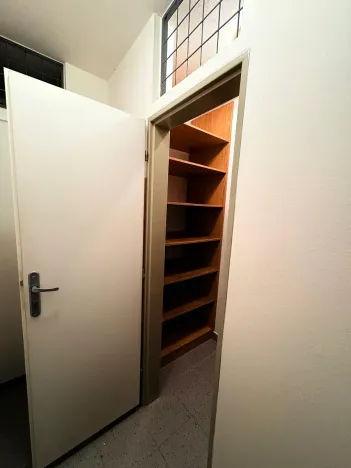 Pronájem - jiné, Praha - Holešovice, Osadní, 2 m2