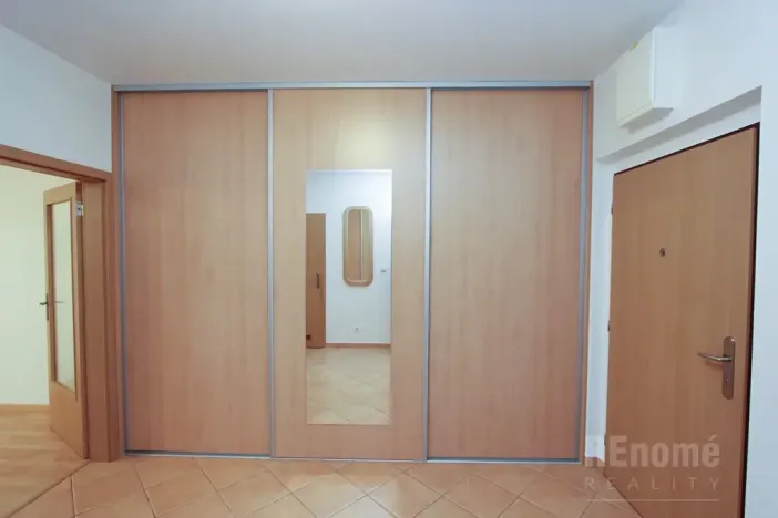 Pronájem bytu 2+kk, Praha - Kunratice, Pod Haltýřem, 60 m2