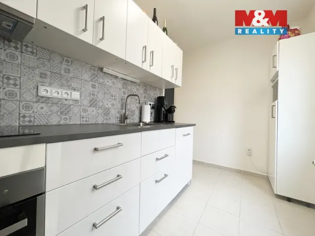 Pronájem bytu 3+1, Praha - Strašnice, Sečská, 73 m2