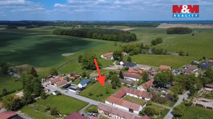 Prodej pozemku pro bydlení, Lišov - Vlkovice, 886 m2
