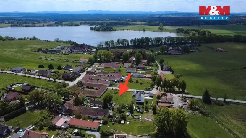 Prodej pozemku pro bydlení, Lišov - Vlkovice, 886 m2