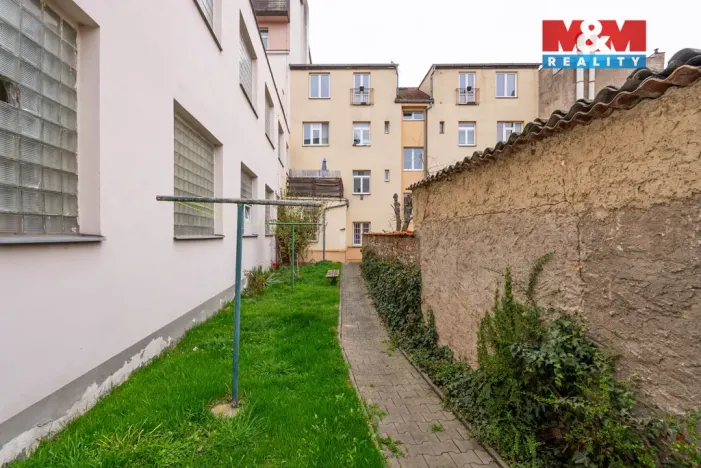 Prodej bytu 1+1, Poděbrady, Komenského, 36 m2