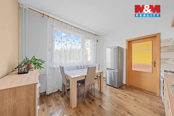 Prodej bytu 3+1, Ústí nad Labem - Mojžíř, Peškova, 66 m2