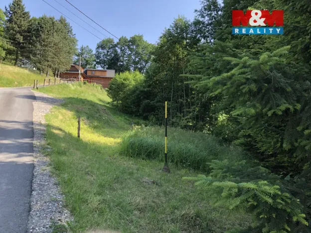 Prodej zahrady, Rožnov pod Radhoštěm, Horní Paseky, 2406 m2