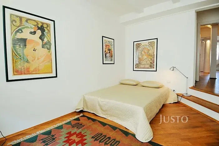 Pronájem bytu 3+1, Praha - Nové Město, Odborů, 108 m2