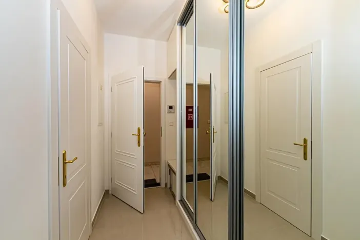 Pronájem bytu 1+kk, Praha - Vinohrady, Záhřebská, 30 m2