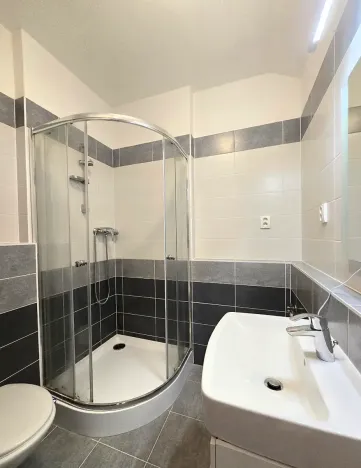 Pronájem bytu 1+1, Kladno, Jaroslava Holečka, 37 m2