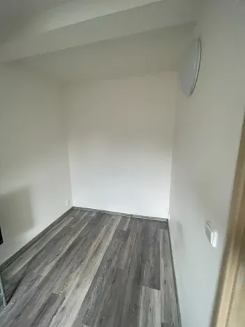 Pronájem bytu 2+1, Karlovy Vary, Moskevská, 60 m2