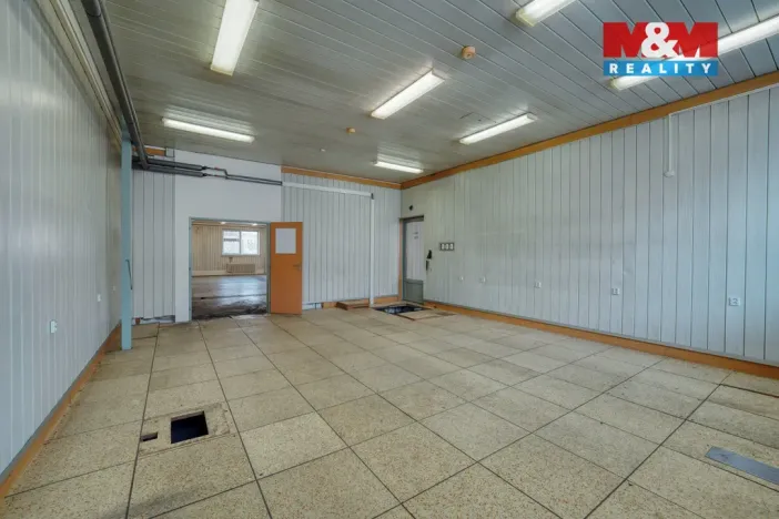 Pronájem skladu, Plzeň - Lobzy, Blatenská, 360 m2